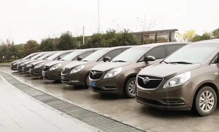 新鄉(xiāng)租車多少錢